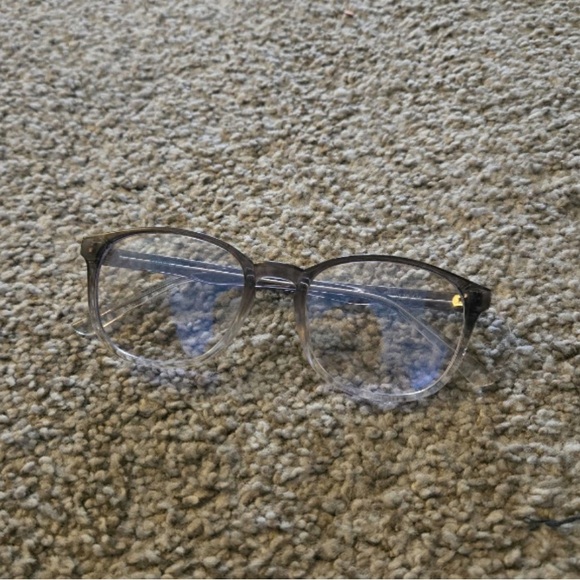 Stylish Clear Frame Glasses
